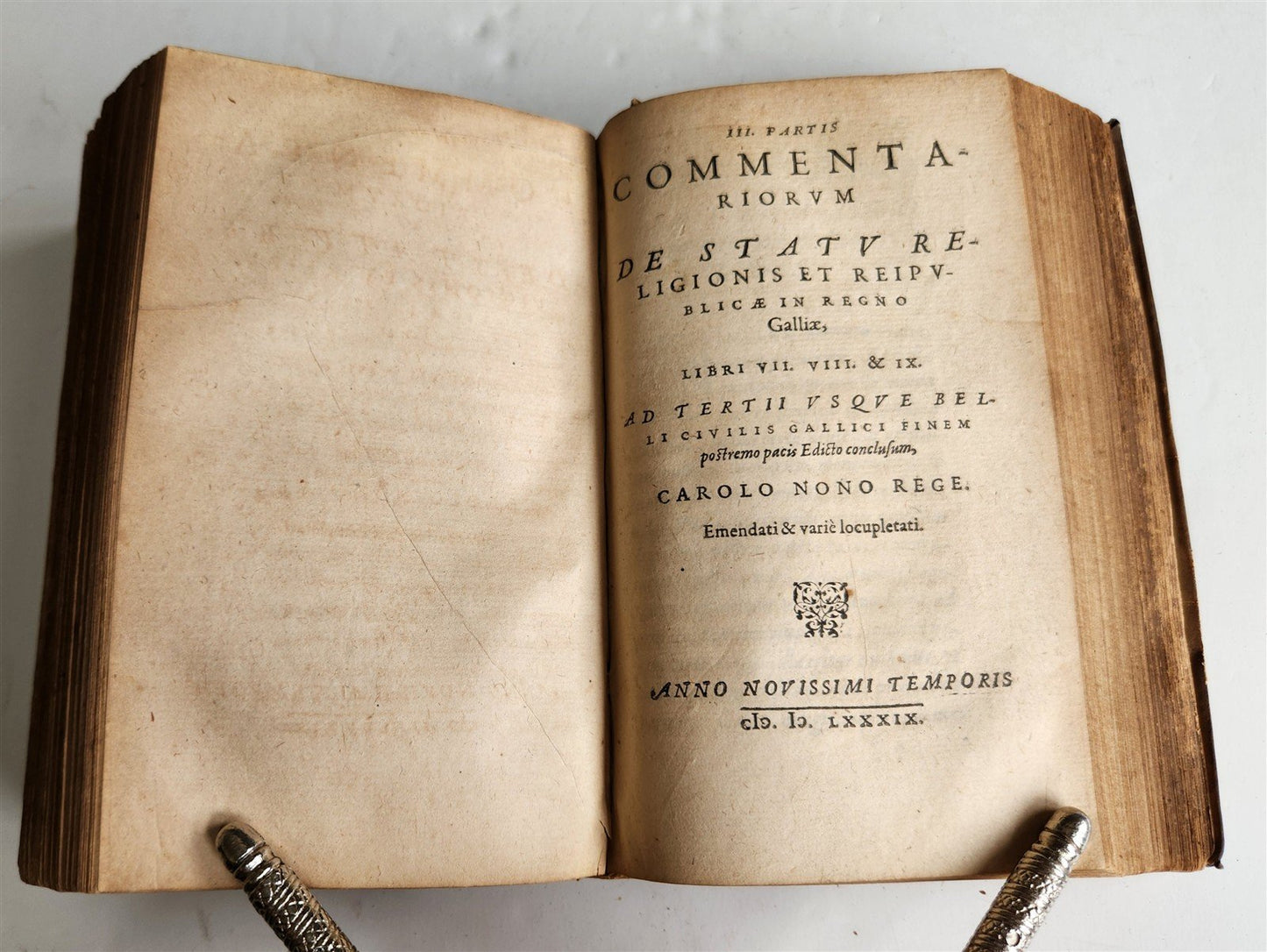 1577 HISTORY OF RELIGIOUS WARS in FRANCE antique vellum bound 16th CENTURY