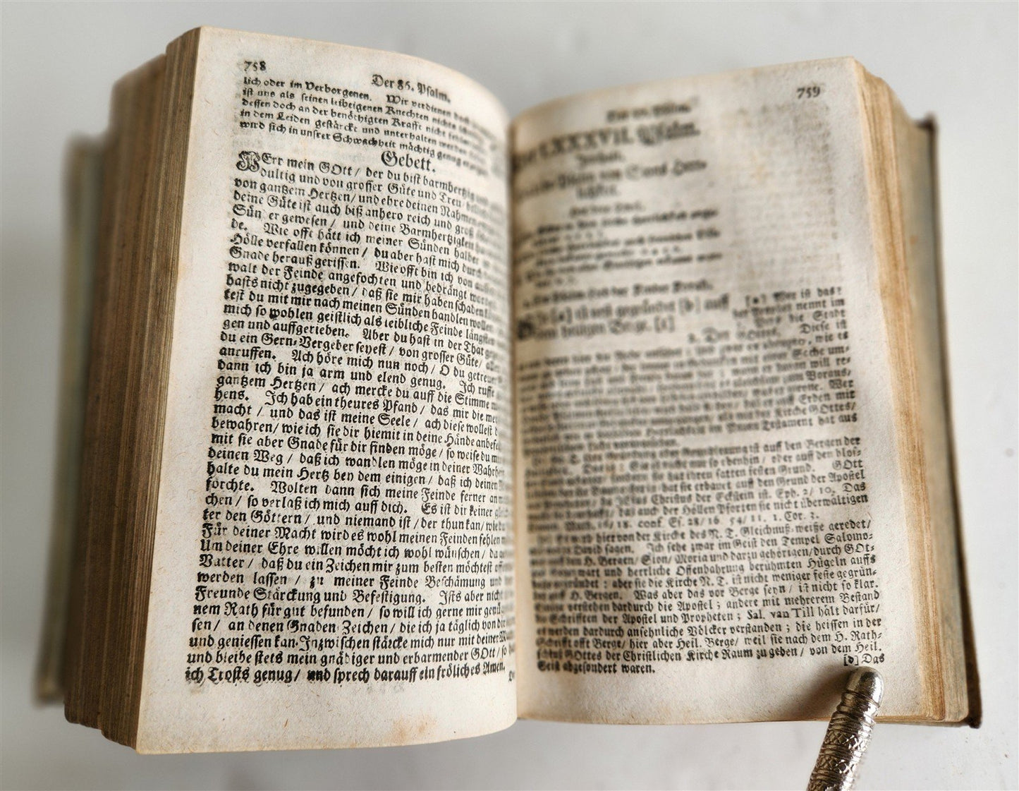 1719 PSALMS of DAVID in GERMAN antique vellum binding