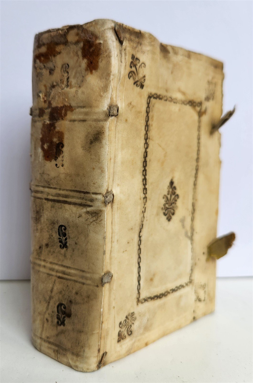 1580 LAW BOOK by E. BARONIS antique 16th CENTURY decorative vellum binding