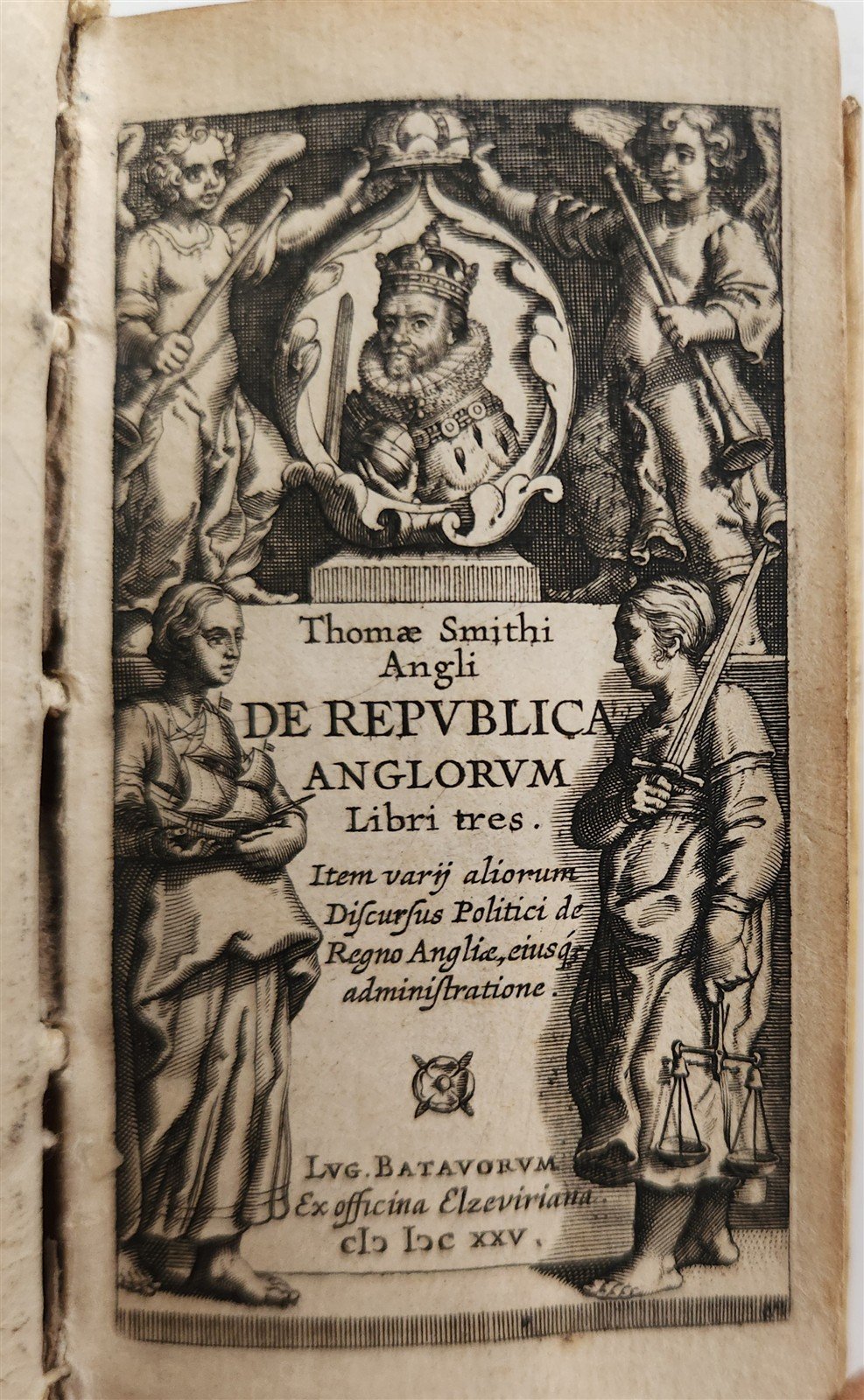 1625 DESCRIPTION of ENGLAND by THOMAS SMITH De Republica Anglorum ANTIQUE vellum