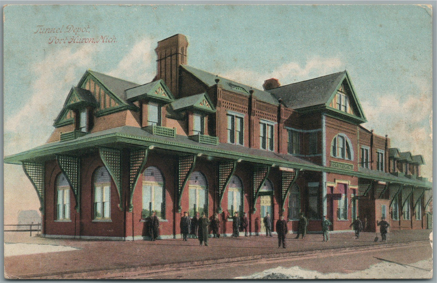 PORT HURON MI RAILROAD DEPOT RAILWAY STATION ANTIQUE POSTCARD