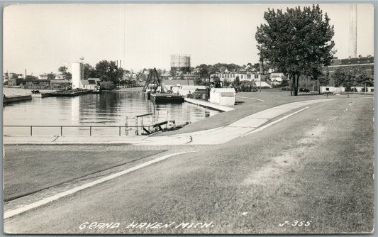 GRAND HAVEN MI VINTAGE REAL PHOTO POSTCARD RPPC