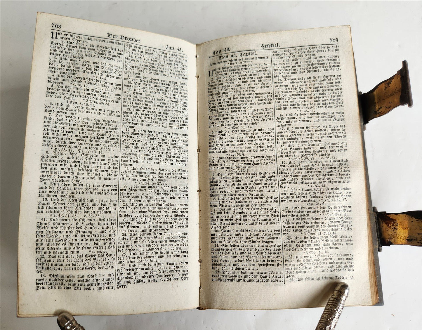 1814 BIBLE in GERMAN Old and New Testament ANTIQUE w/ metal clasps