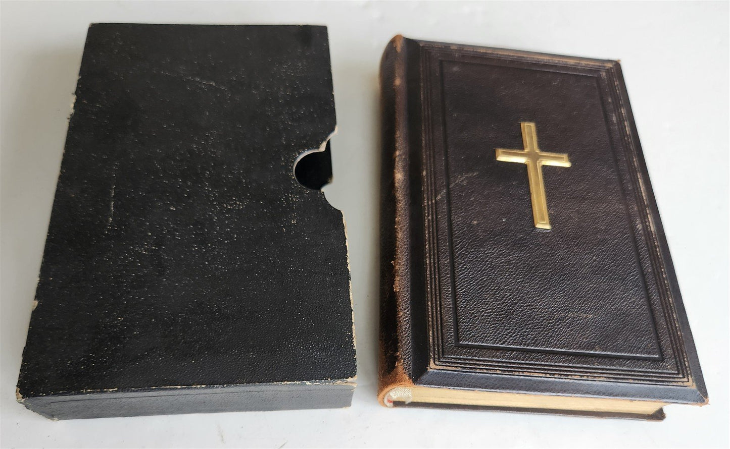 1886 RELIGIOUS BOOK in German ANTIQUE leather binding w/ metal cross STETTIN