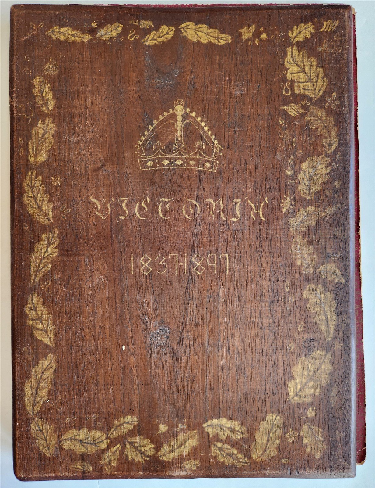 1901 Illustrated London News Record of Queen Victoria Reign antique WOOD BINDING