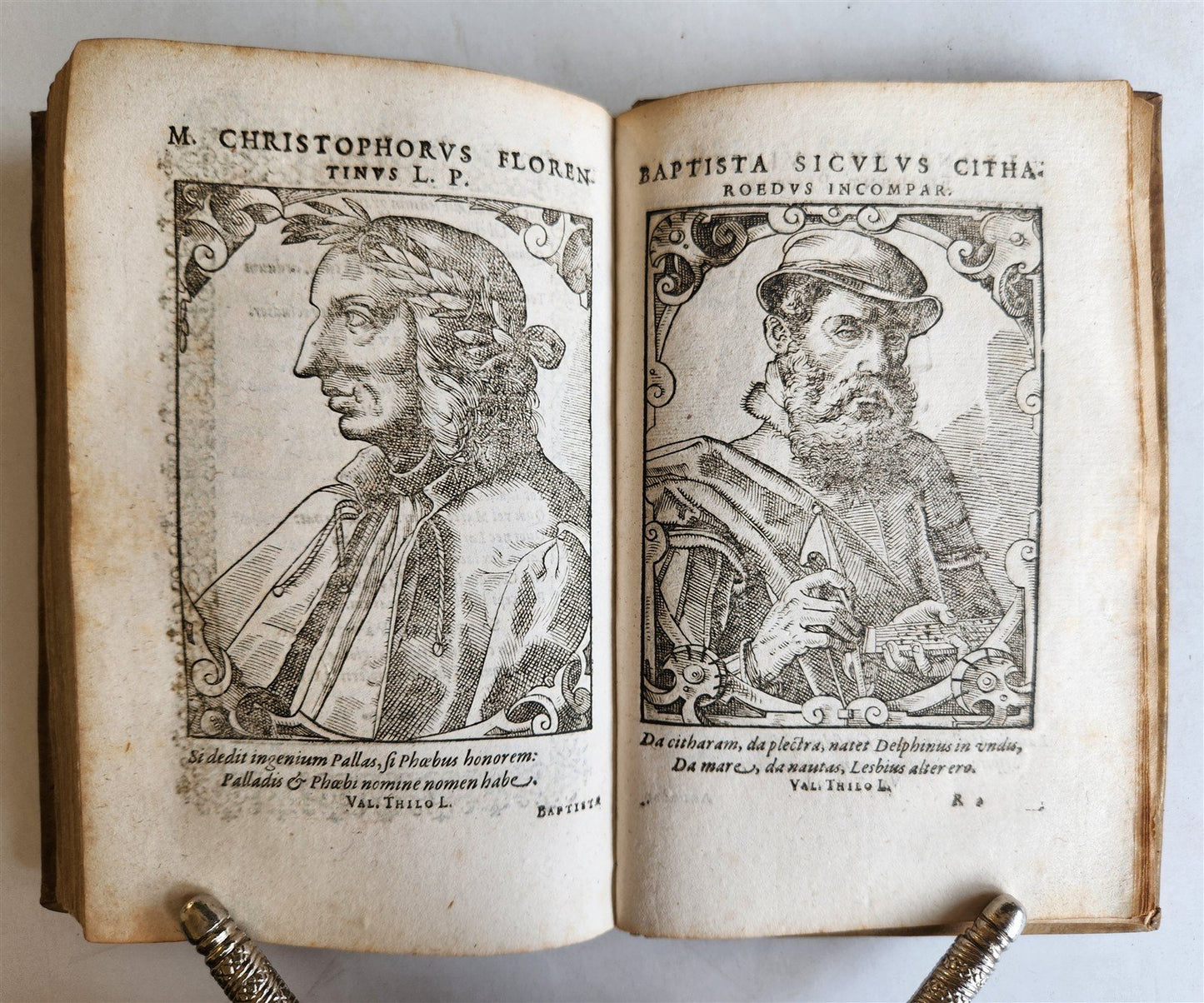 1589 PORTAITS of NOTABLE MEN ILLUSTRATED by Tobias Stimmer antique Icones sive..