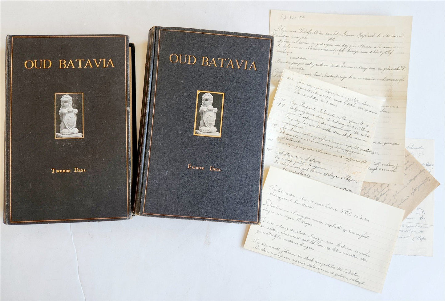 1922 OLD BATAVIA - JAKARTA 2 volumes ILLUSTRATED w/ MAPS antique in DUTCH