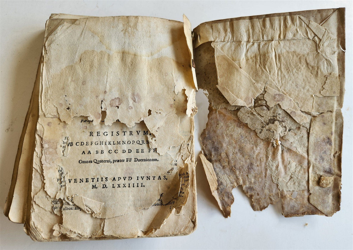 1574 ARISTOTLE antique ARISTOTELIS DE RHETORICA et POETICA 16 cent. VELLUM BOUND