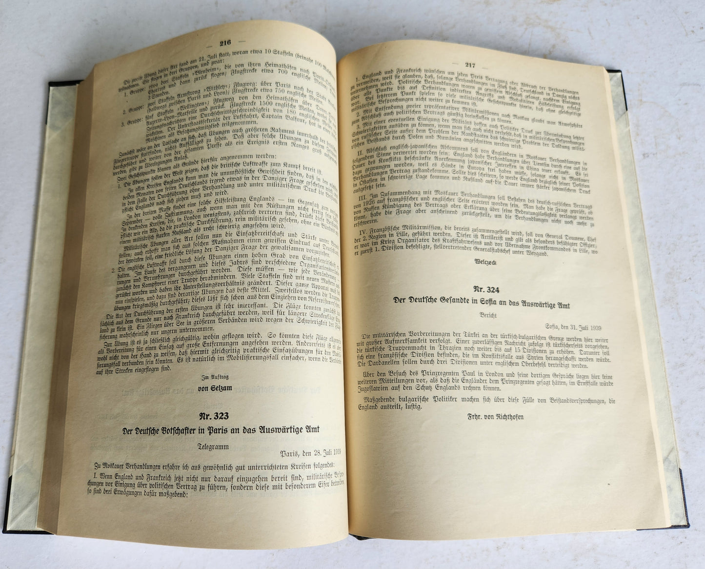 1939-1940 LOT of GERMAN POLITICAL & MILITARY DOCUMENT PUBLICATIONS
