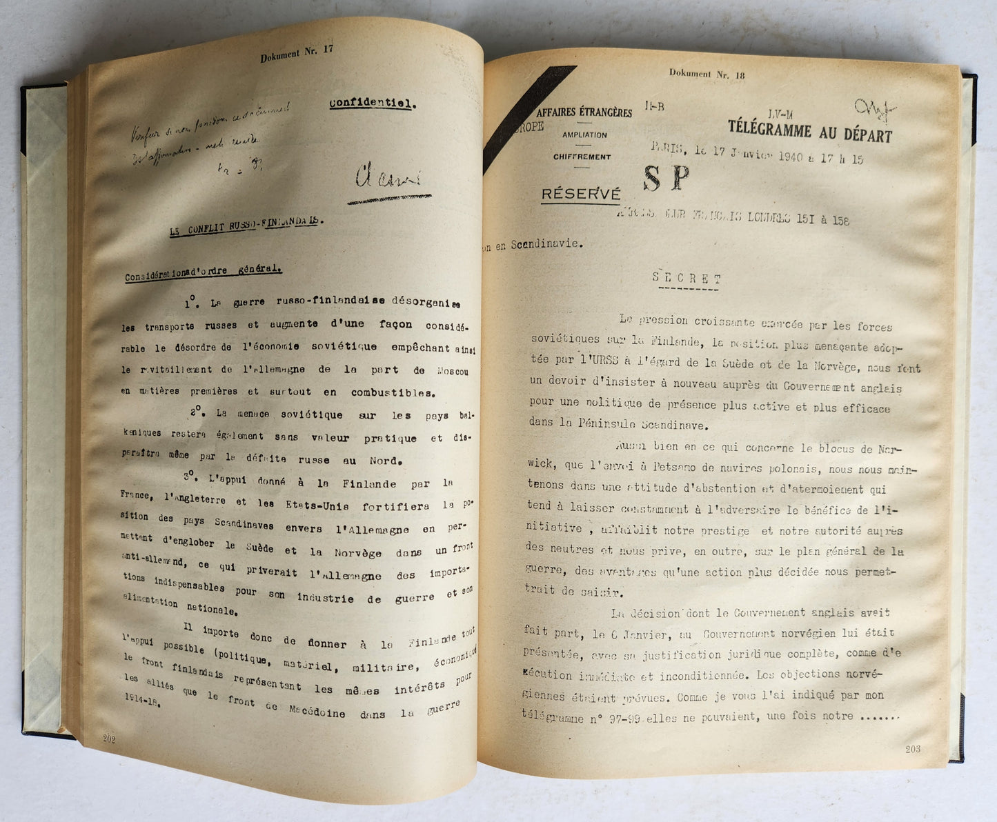1939-1940 LOT of GERMAN POLITICAL & MILITARY DOCUMENT PUBLICATIONS