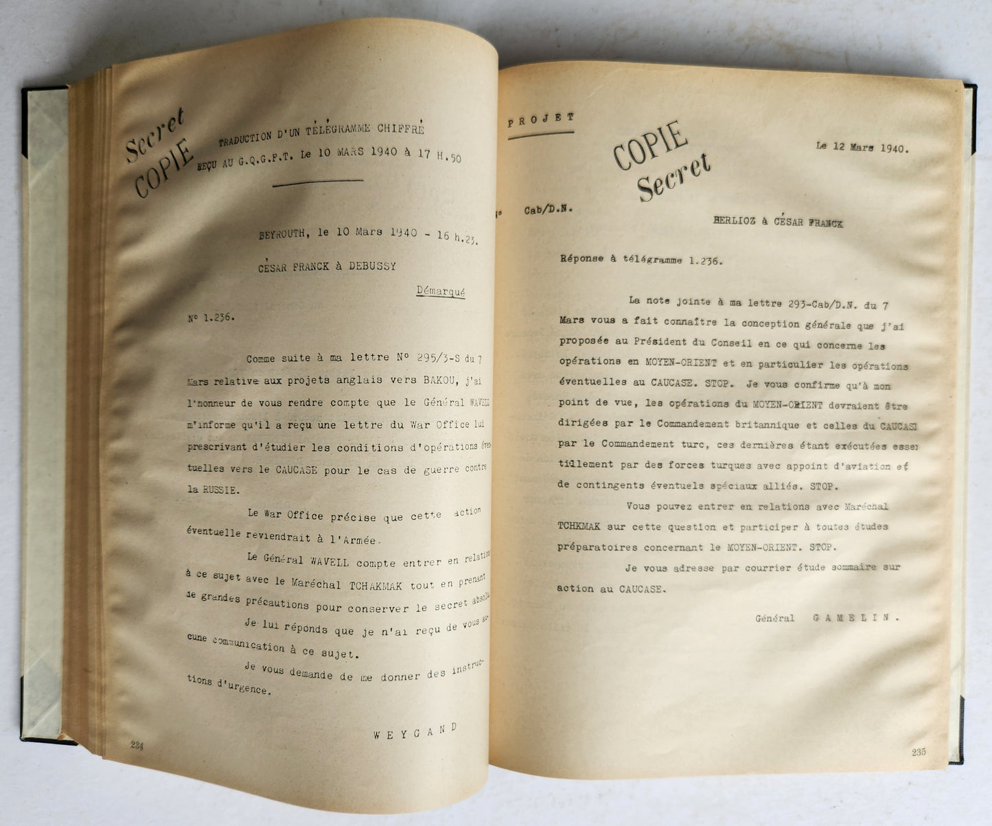 1939-1940 LOT of GERMAN POLITICAL & MILITARY DOCUMENT PUBLICATIONS