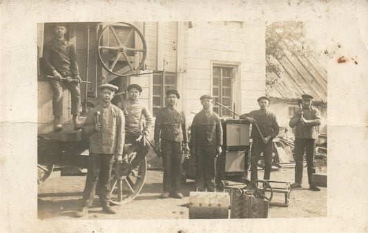 GROUP OF WORKERS ANTIQUE REAL PHOTO POSTCARD RPPC