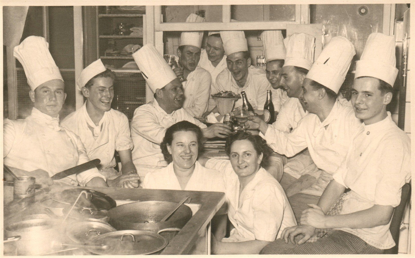 GROUP OF COOKS ANTIQUE REAL PHOTO POSTCARD RPPC