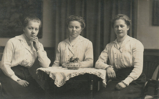THREE LADIES AT THE TABLE ANTIQUE REAL PHOTO POSTCARD RPPC