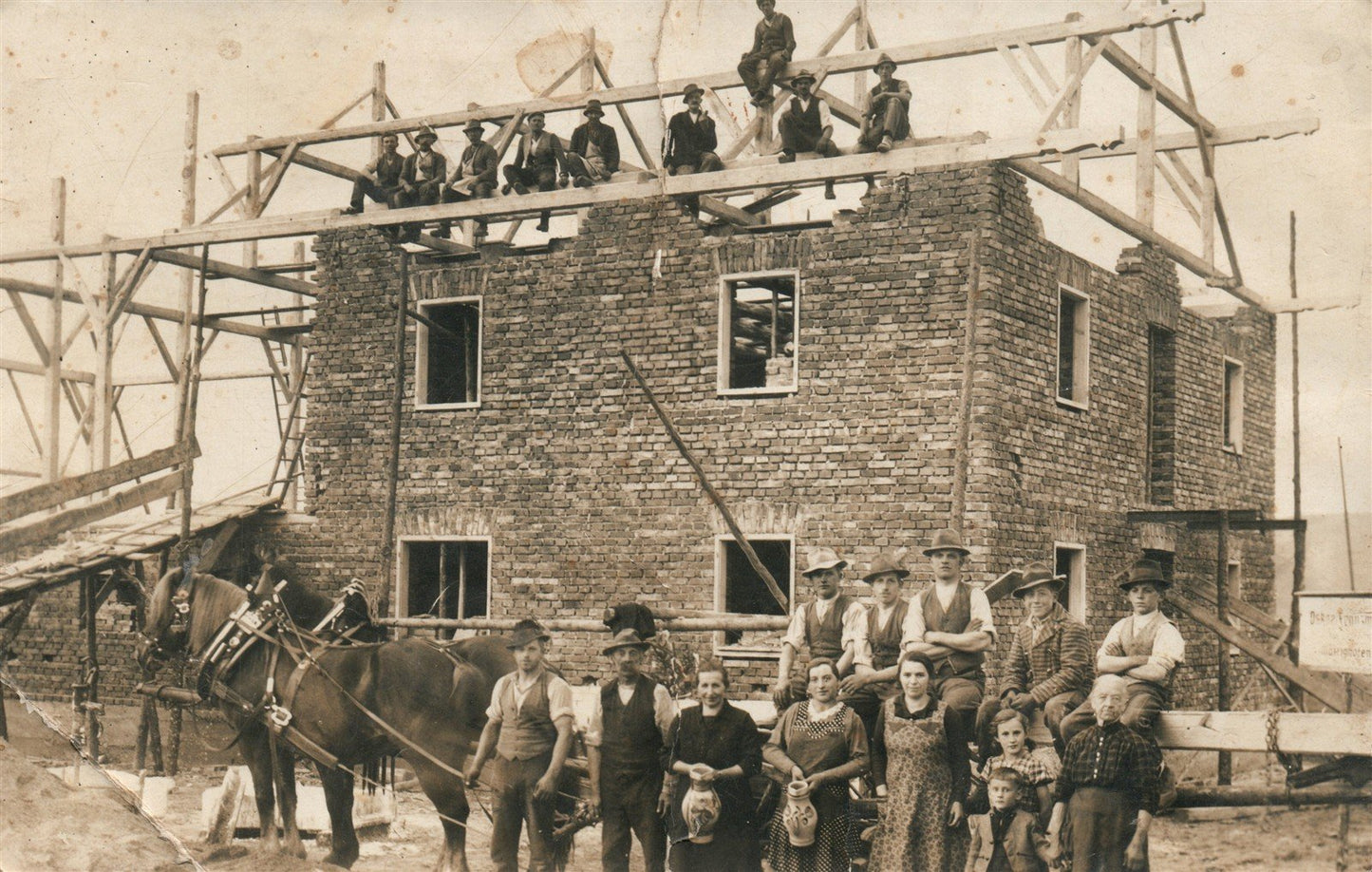 CONSTRUCTION WORKERS w/ HORSES ANTIQUE REAL PHOTO POSTCARD RPPC