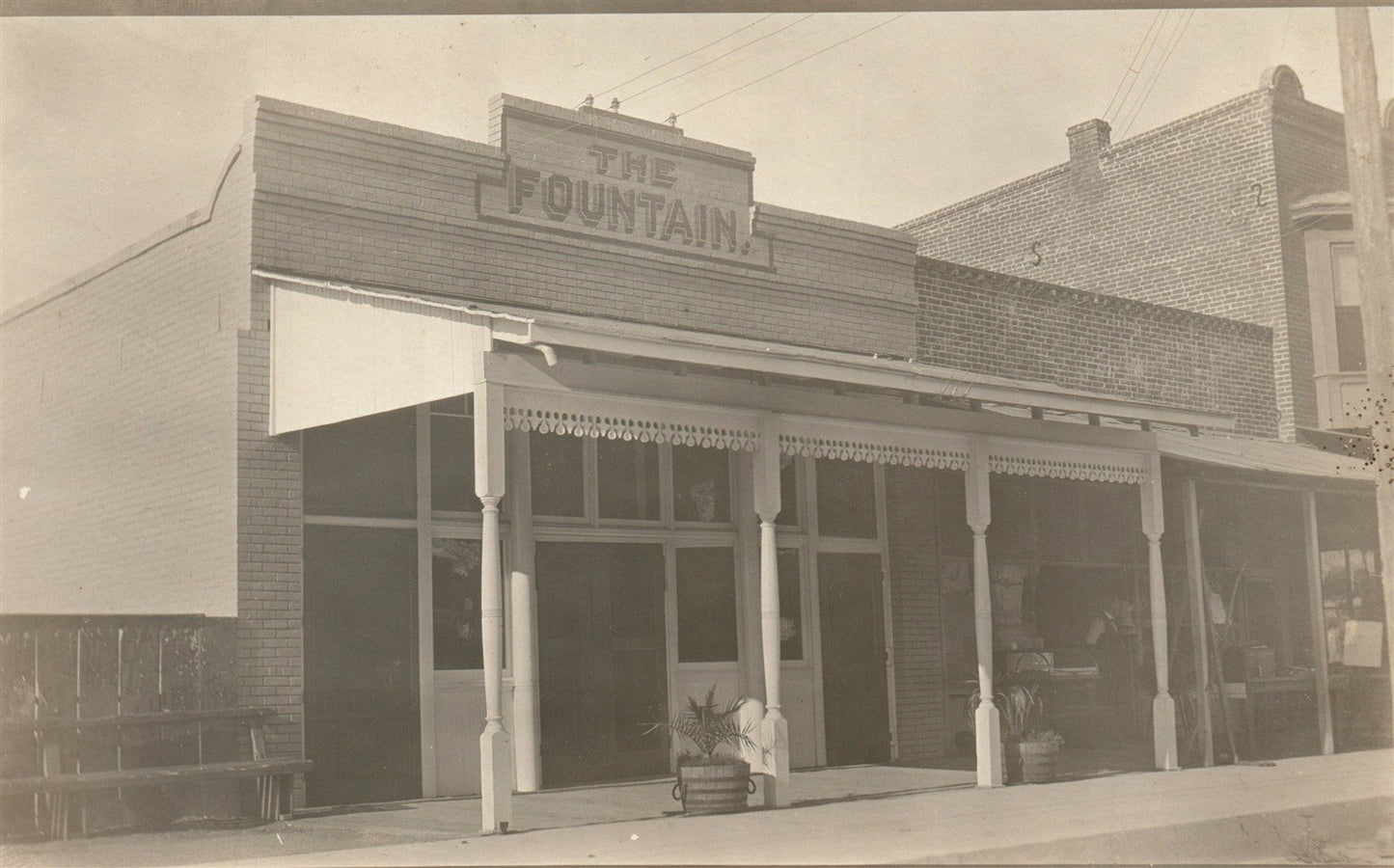 NEW LONDON CT THE FOUNTAIN STORE ANTIQUE REAL PHOTO POSTCARD RPPC