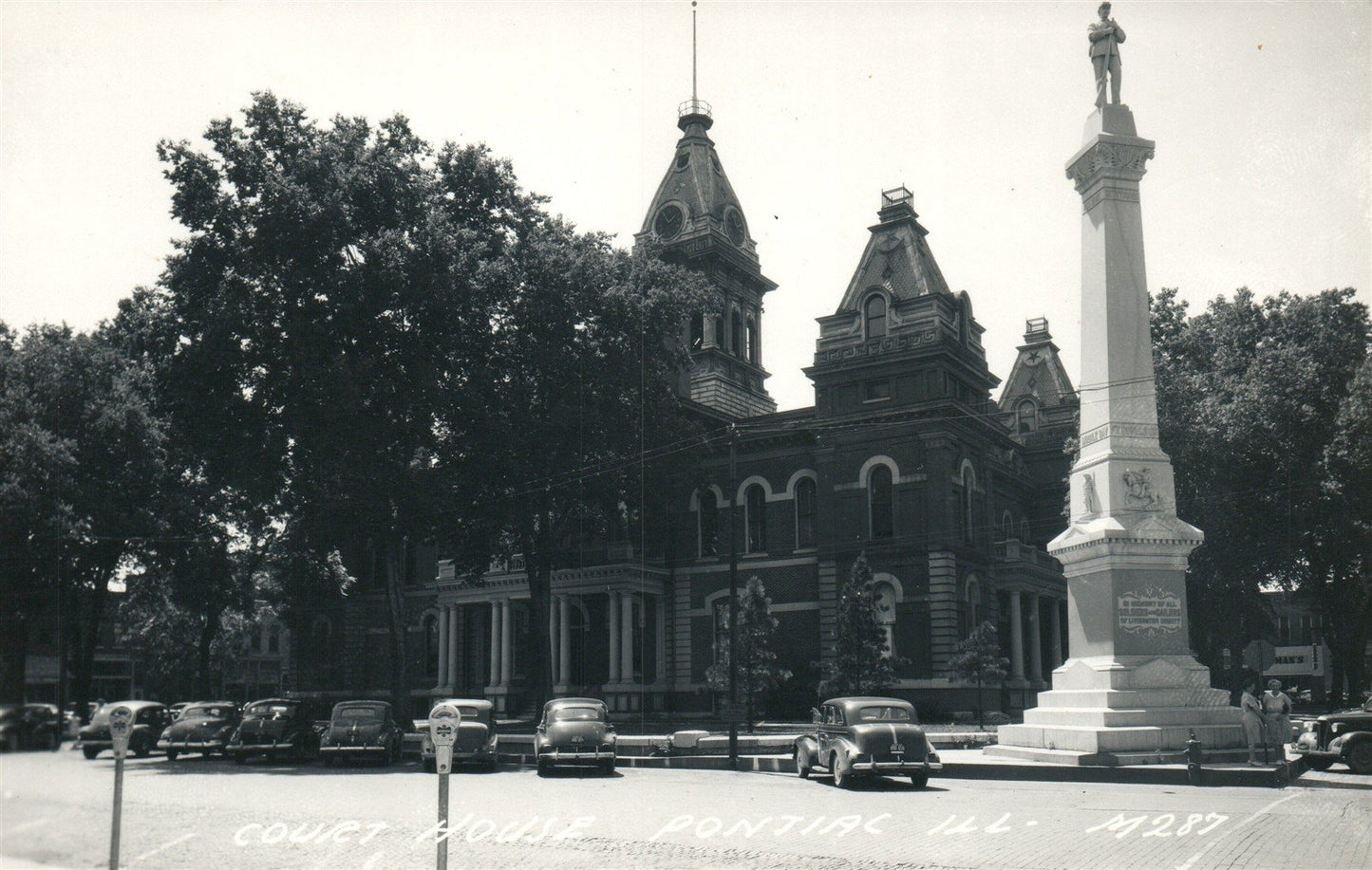 PONTIAC IL COURT HOUSE VINTAGE REAL PHOTO POSTCARD RPPC
