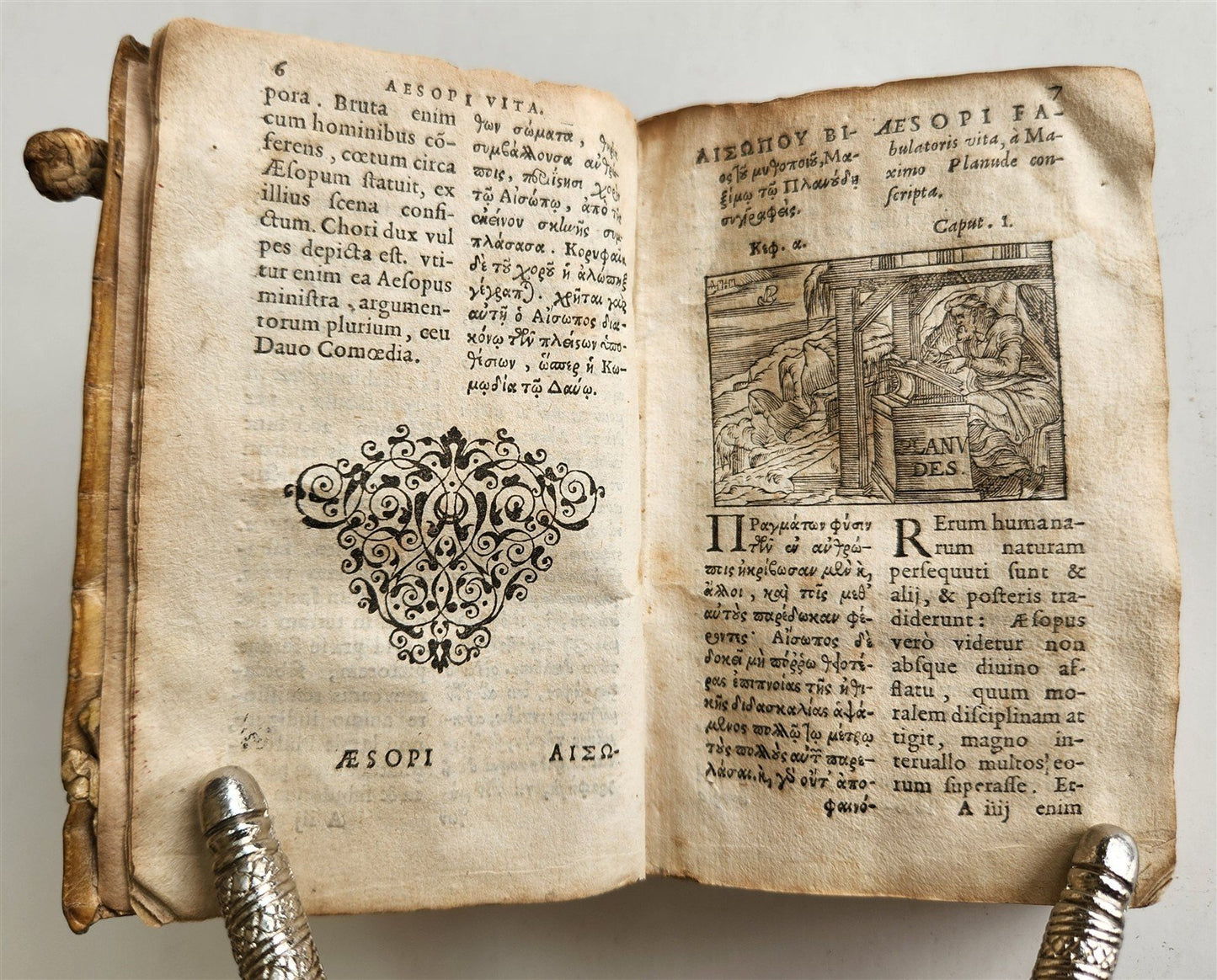 1585 AESOP fully illustrated ANTIQUE 16th century emblemata VELLUM BINDING rare