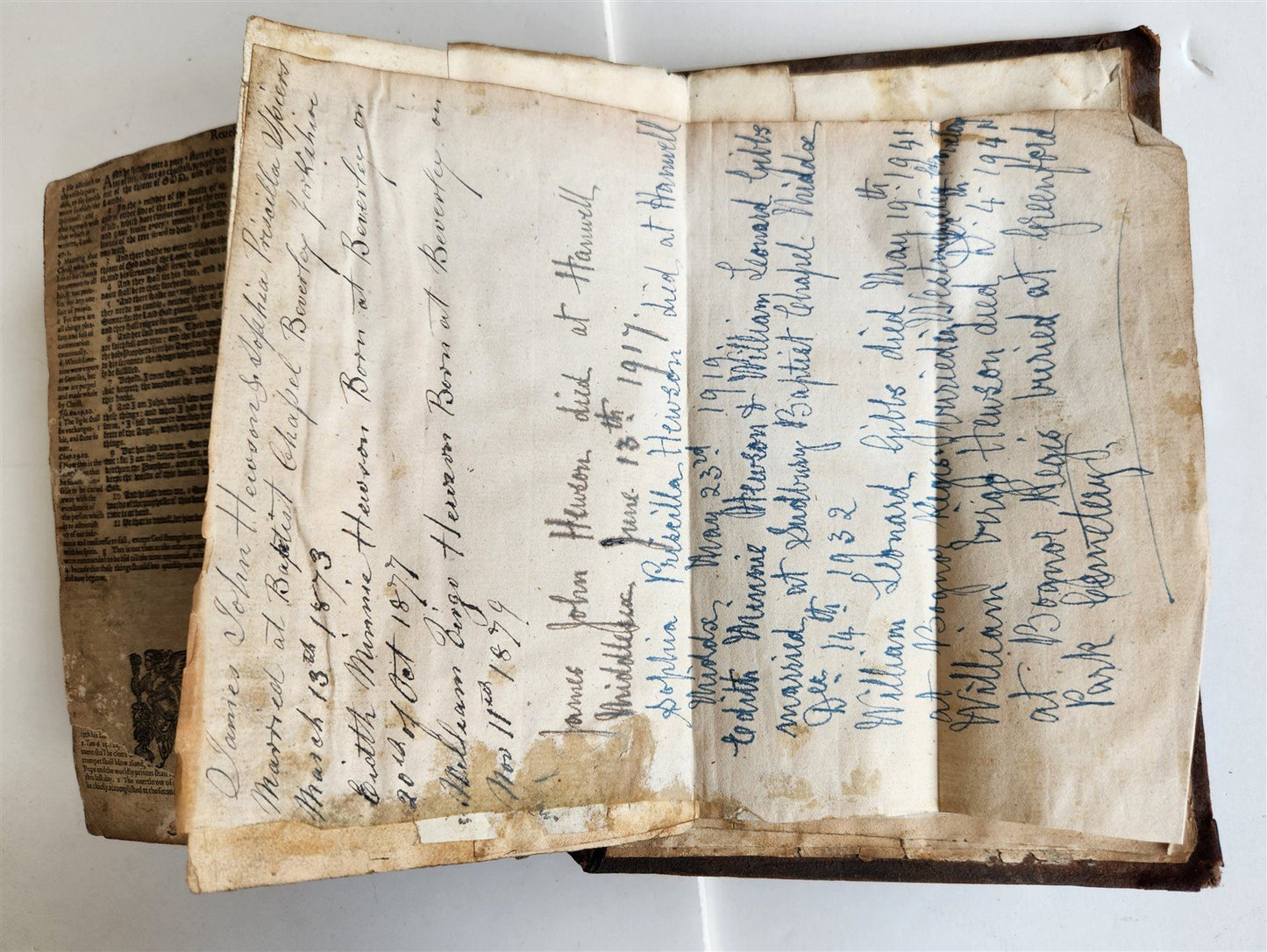1607 BREECHES BIBLE in ENGLISH antique 17th CENTURY