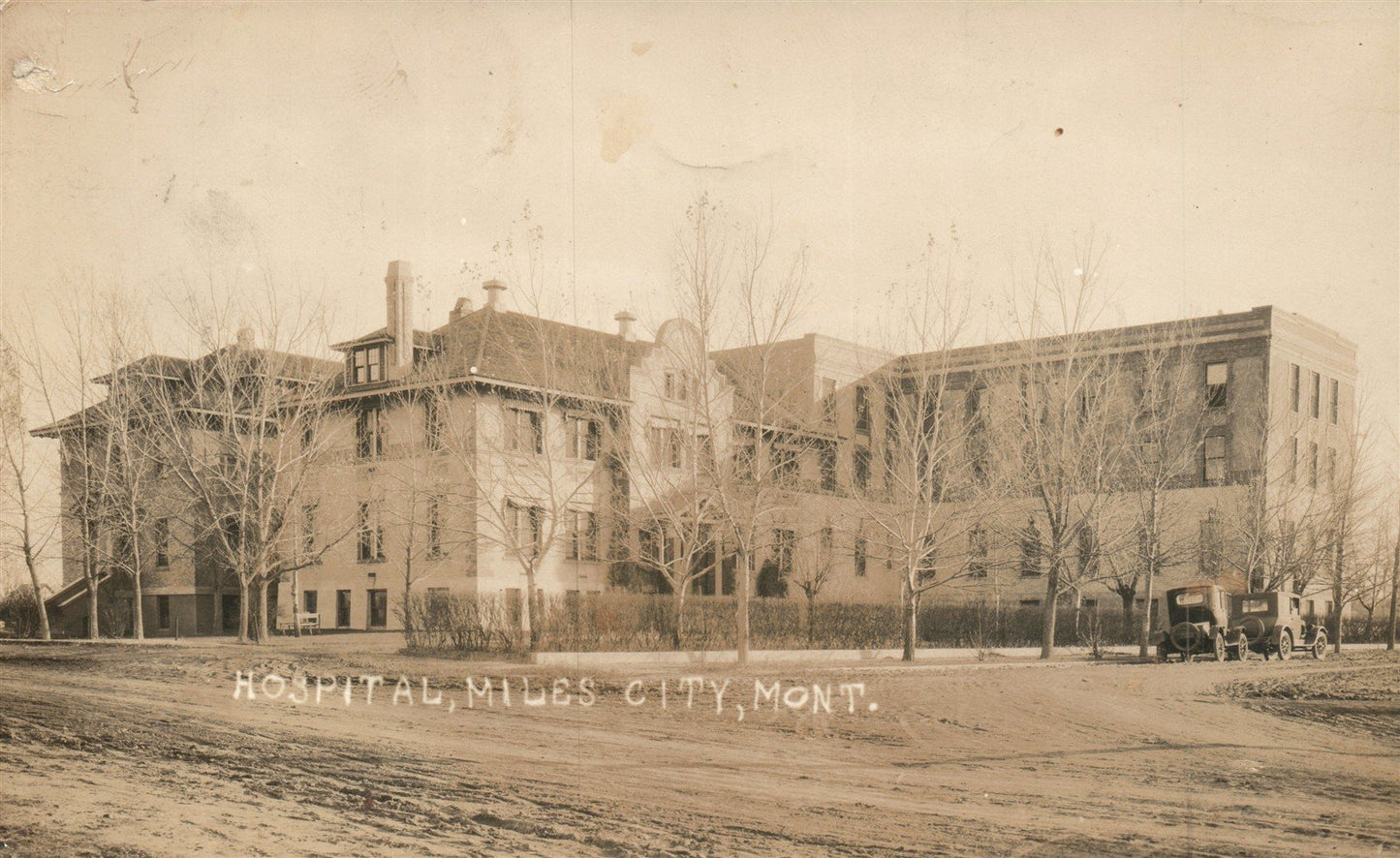 MILES CITY MT HOSPITAL ANTIQUE REAL PHOTO POSTCARD RPPC