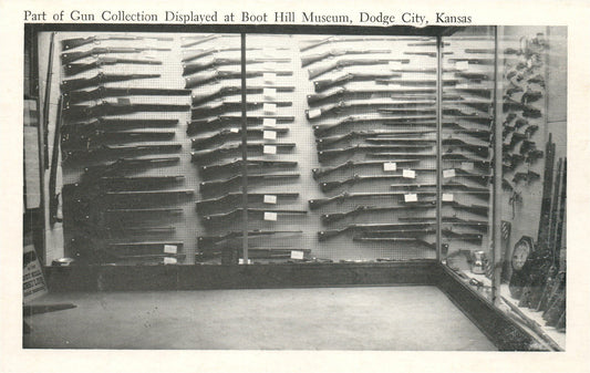 DODGE CITY KS BOOT HILL MUSEUM GUN COLLECTION ANTIQUE POSTCARD