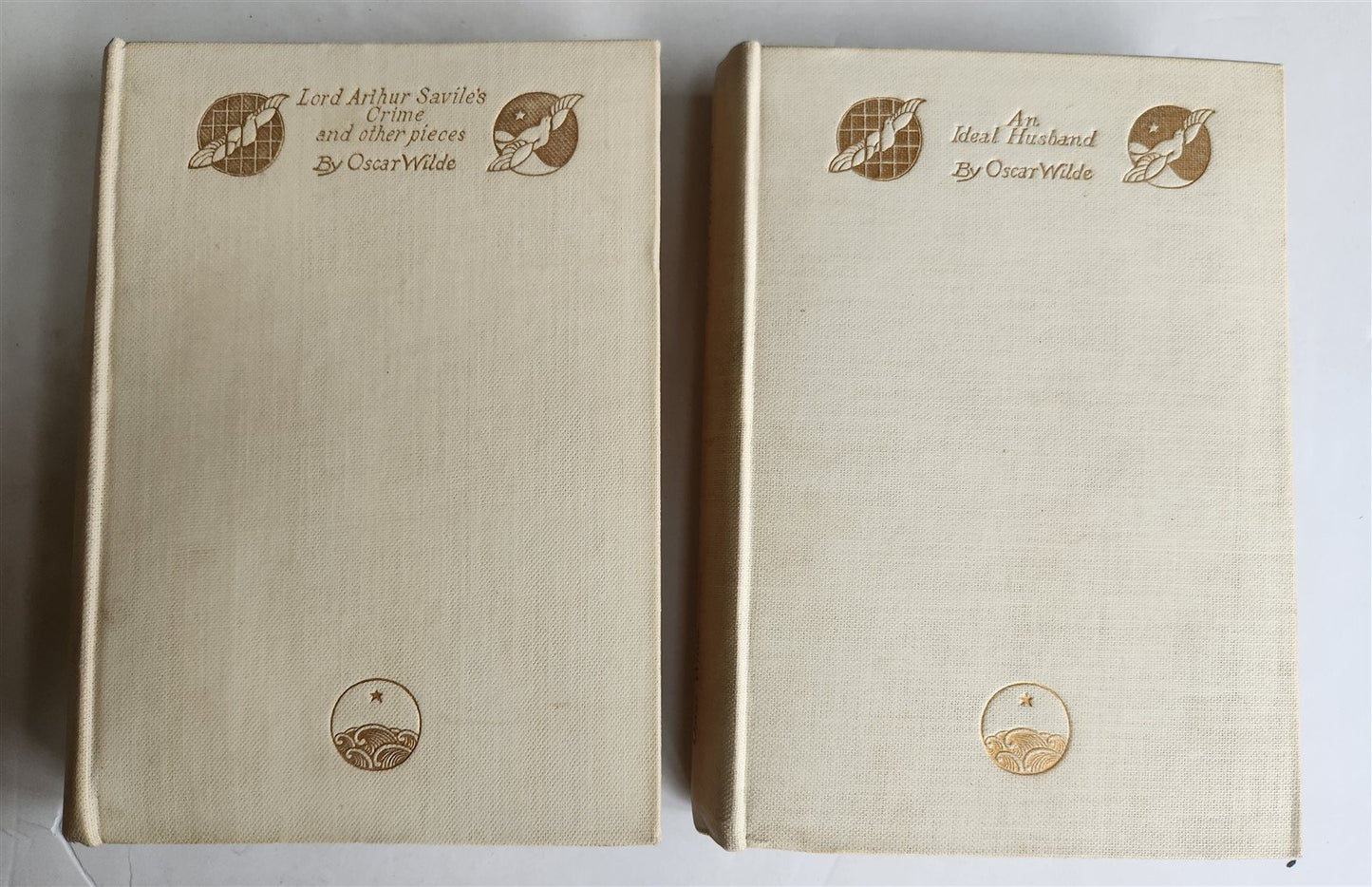 1908 OSCAR WILDE 2 volumes ANTIQUE limited edition VELLUM bound
