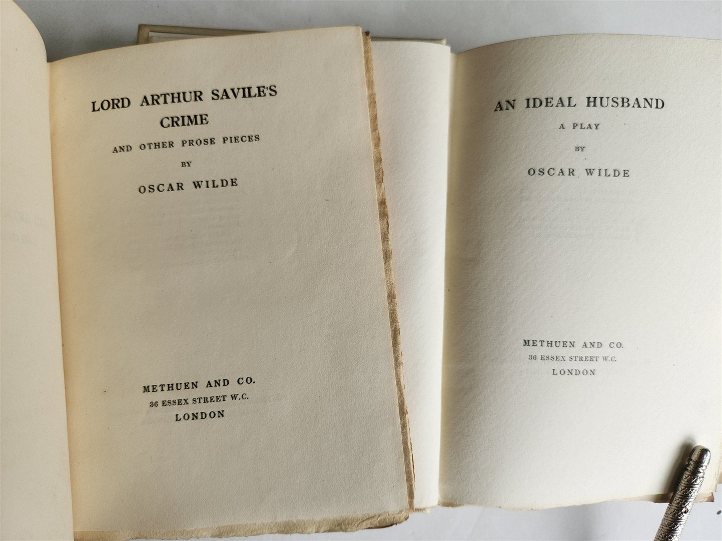 1908 OSCAR WILDE 2 volumes ANTIQUE limited edition VELLUM bound