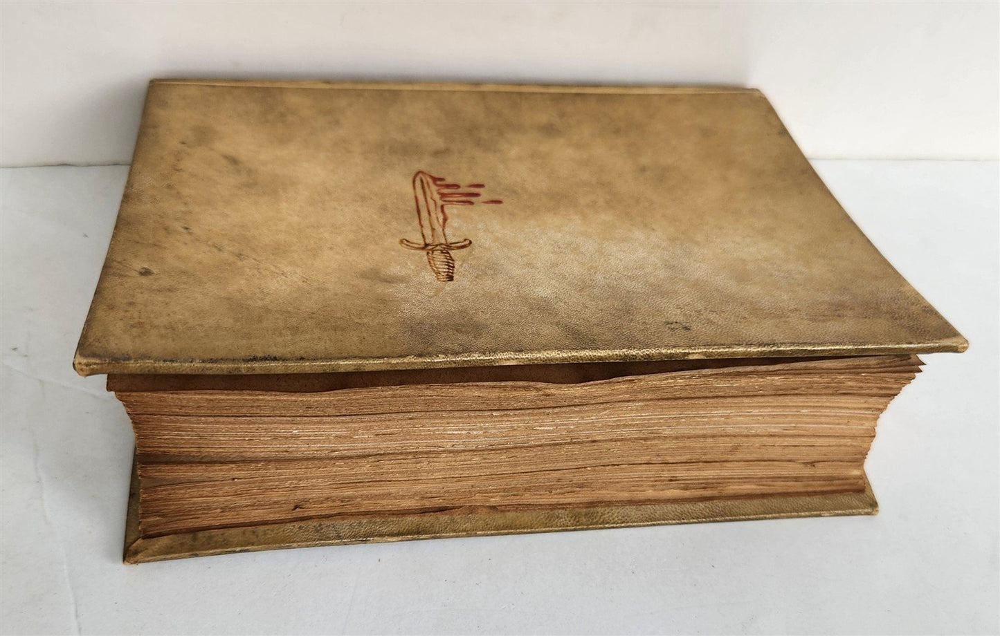 1910 LA MASCHERA di BRUTO antique poetry theatre VELLUM BOUND illustrated