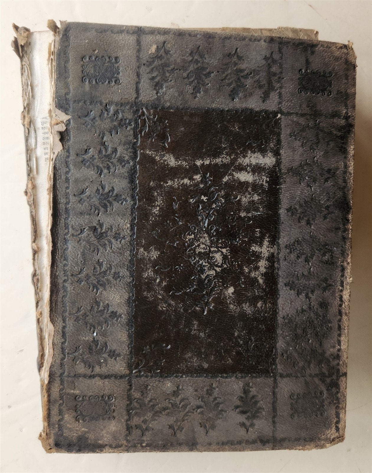 1615 BIBLE in ENGLISH by ROBERT BARKER antique ILLUSTRATED