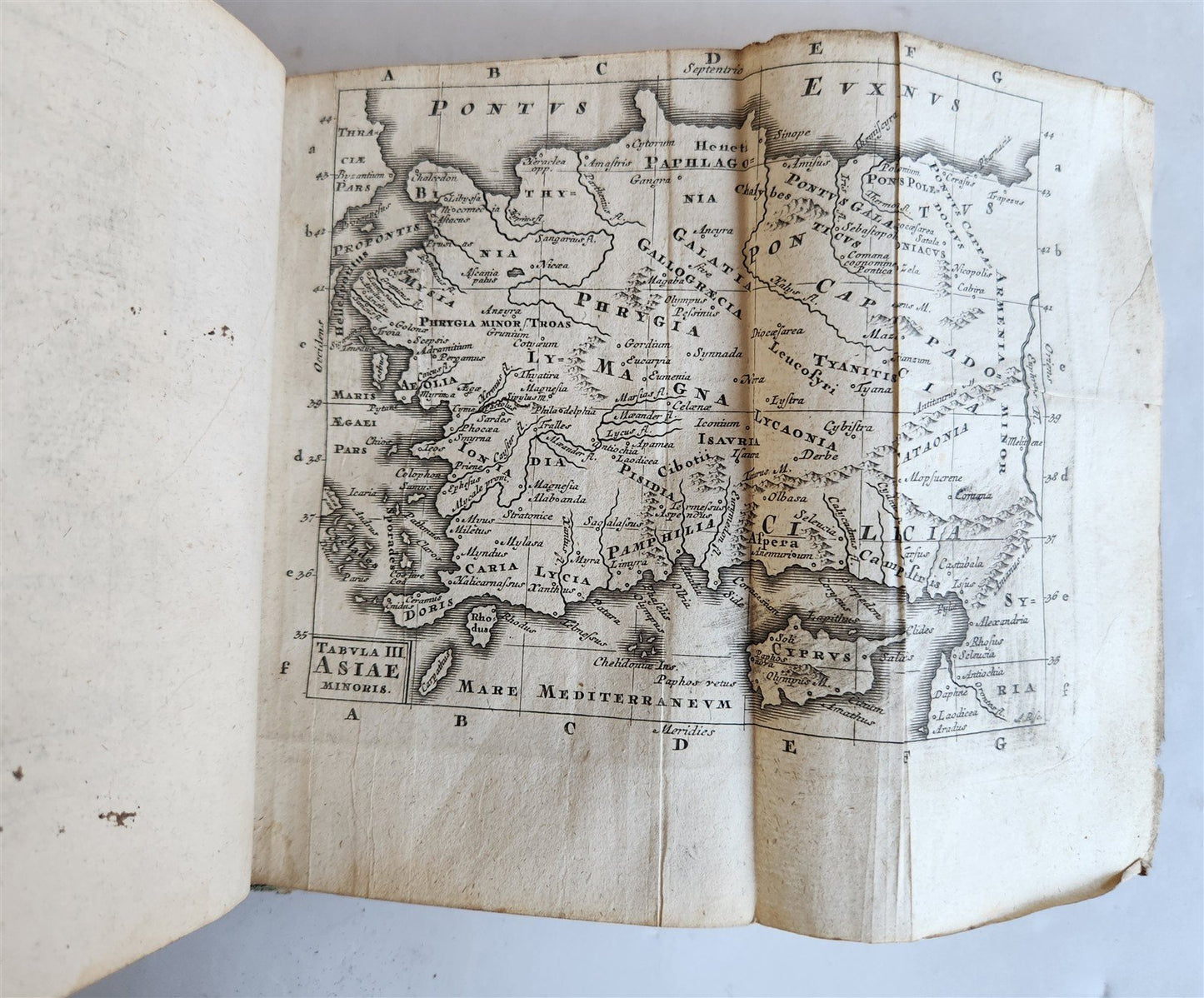 1751 De vita excellentium imperatorum by C. NEPOS antique ILLUSTRATED w/ MAPS