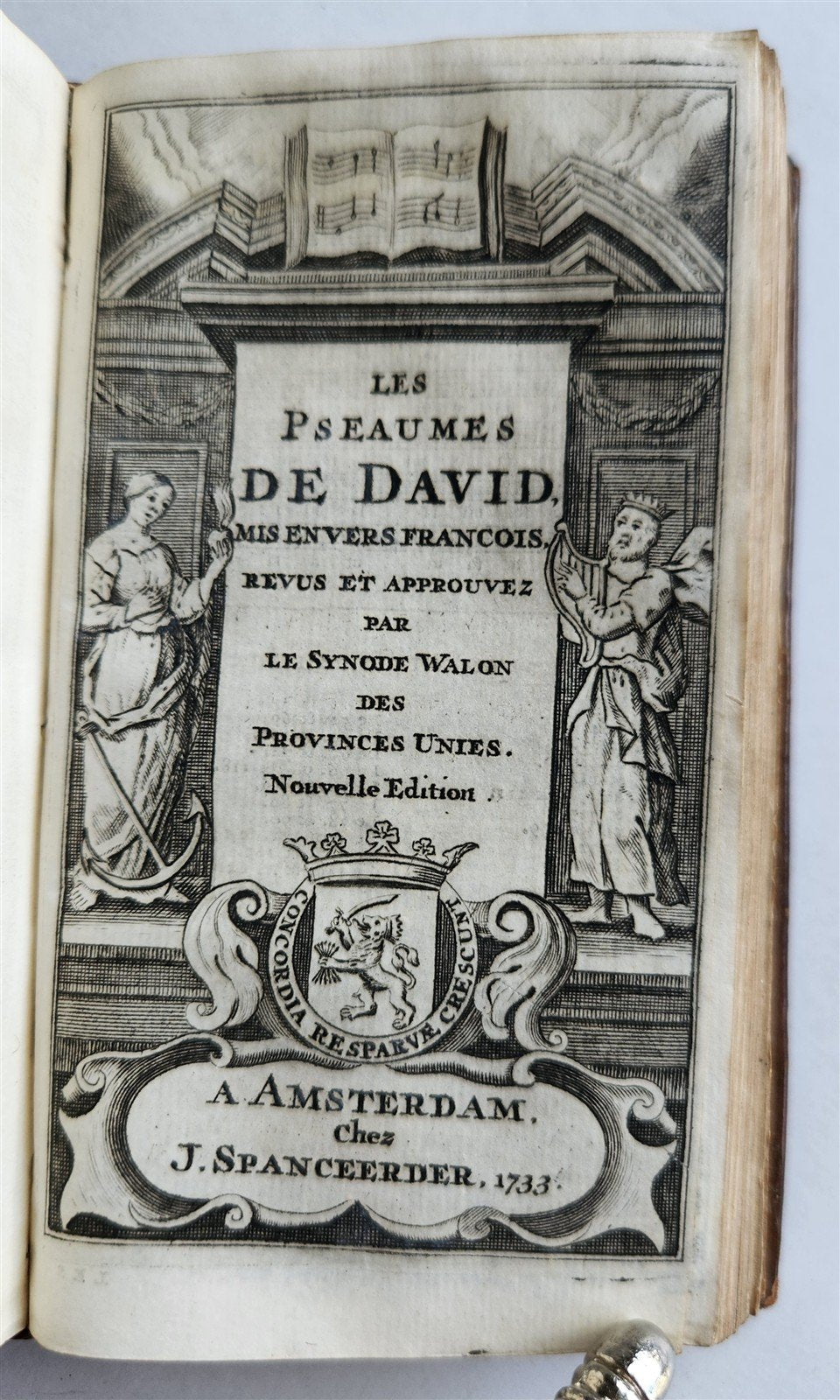 1733 BIBLE in FRENCH Old and New Testament DECORATIVE BINDING antique