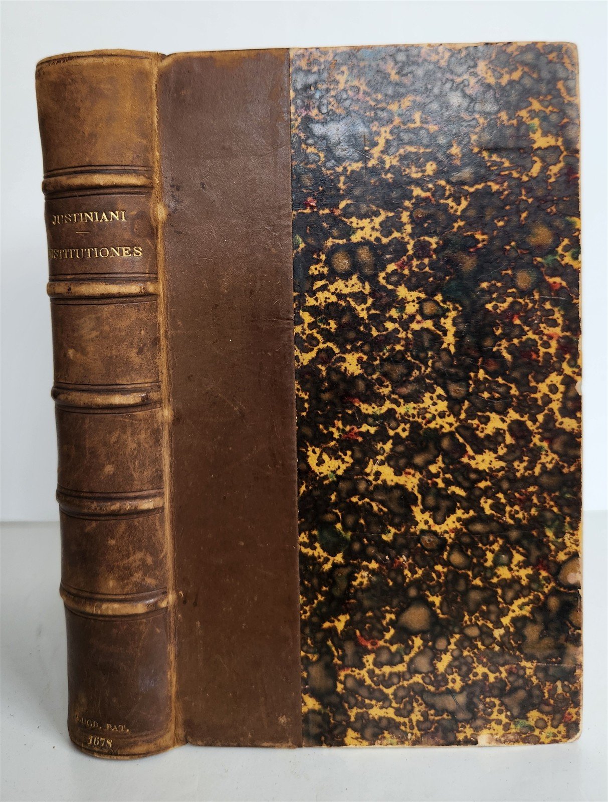 1678 JUSTINIAN LAW BOOK Sacratissimi principis, institutionum antique