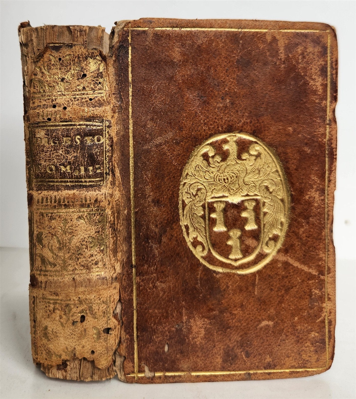 1581 LAW BOOK DIGESTORUM Corpus iuris civilis antique HERALDIC BINDING