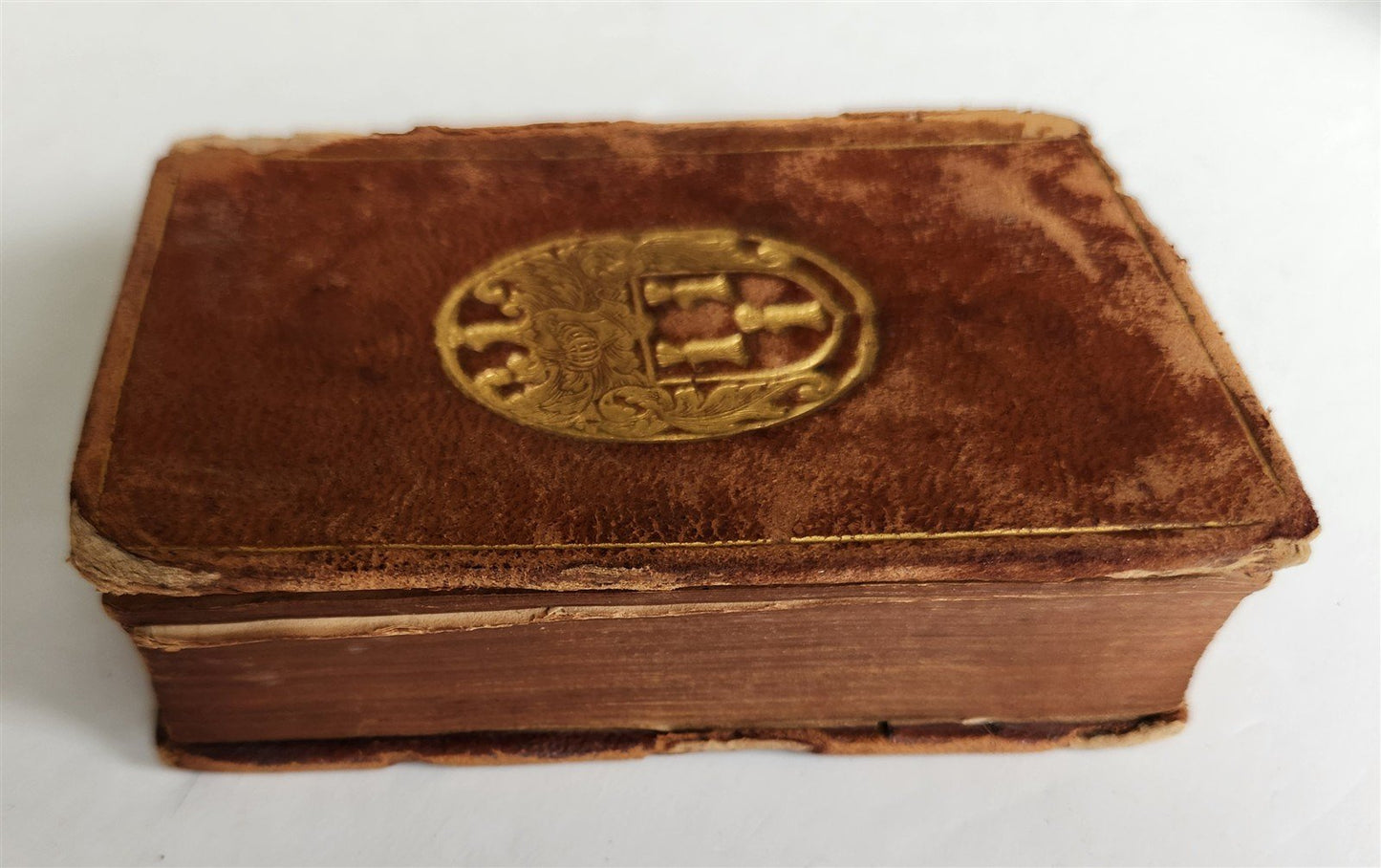 1581 LAW BOOK DIGESTORUM Corpus iuris civilis antique HERALDIC BINDING