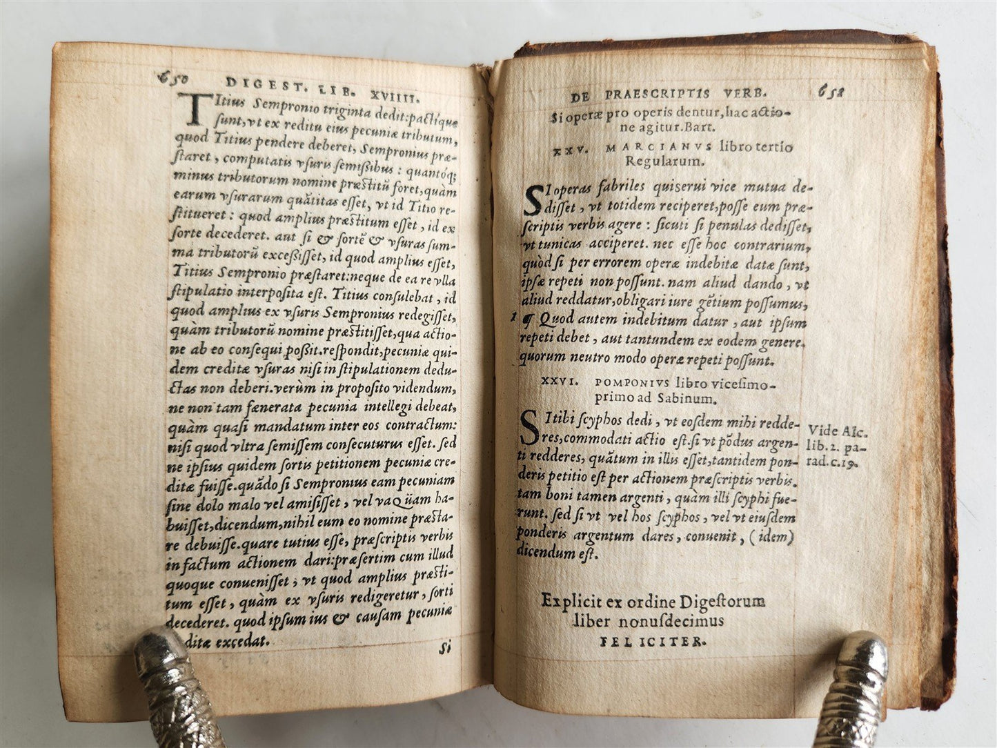 1581 LAW BOOK DIGESTORUM Corpus iuris civilis antique HERALDIC BINDING