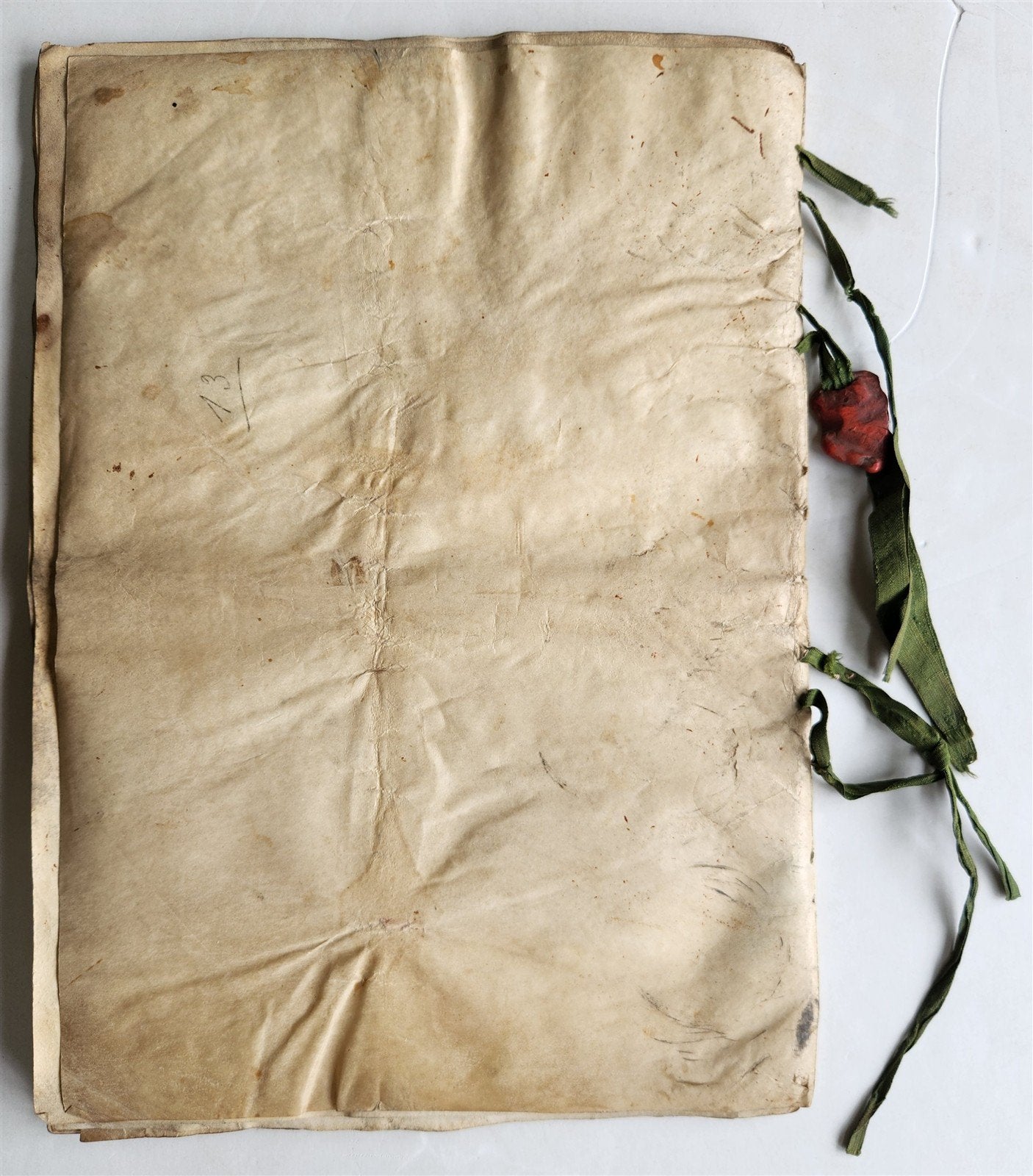 17th century MANUSCRIPT on VELLUM ANTIQUE LEGAL DOCUMENT in FRENCH 24 pages