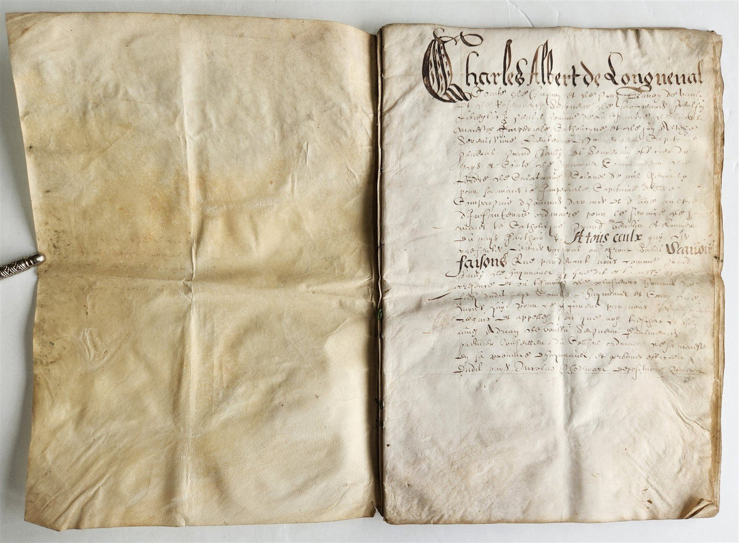 17th century MANUSCRIPT on VELLUM ANTIQUE LEGAL DOCUMENT in FRENCH 24 pages
