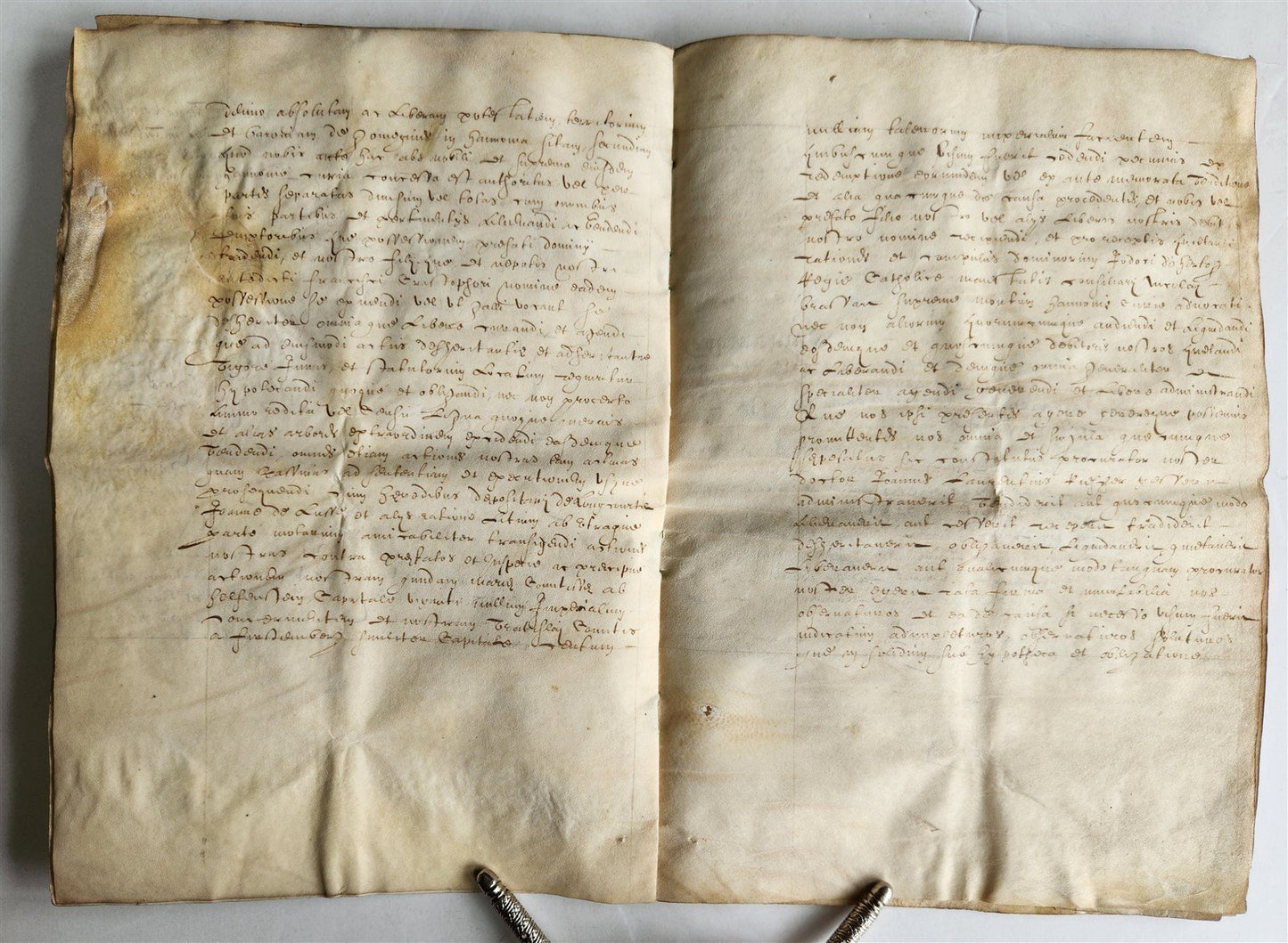17th century MANUSCRIPT on VELLUM ANTIQUE LEGAL DOCUMENT in FRENCH 24 pages