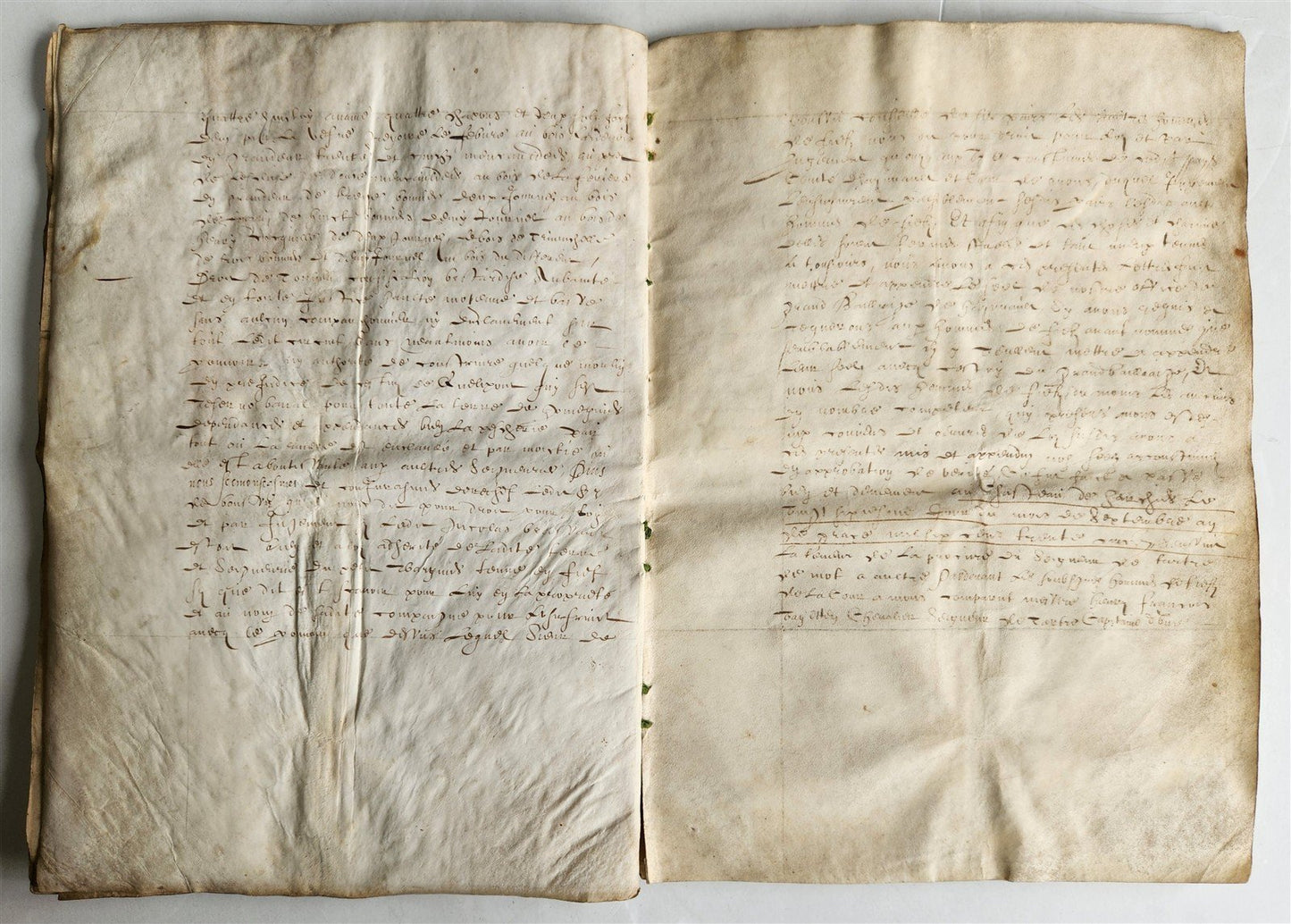 17th century MANUSCRIPT on VELLUM ANTIQUE LEGAL DOCUMENT in FRENCH 24 pages