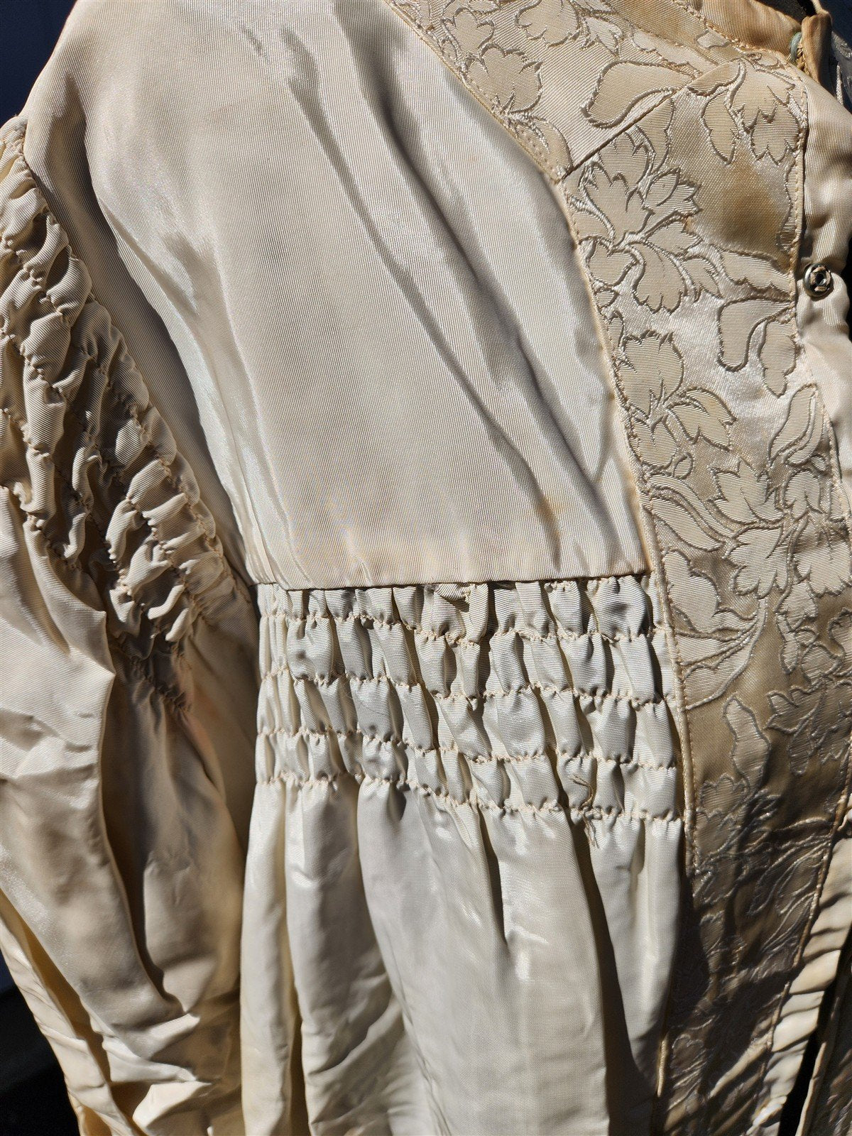 JEWISH WHITE SILK ROBE KITTEL antique JUDAICA