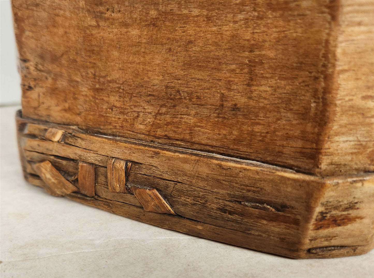 19th century SCANDINAVIAN BENTWOOD BOX large BREAD STORAGE CONTAINER antique