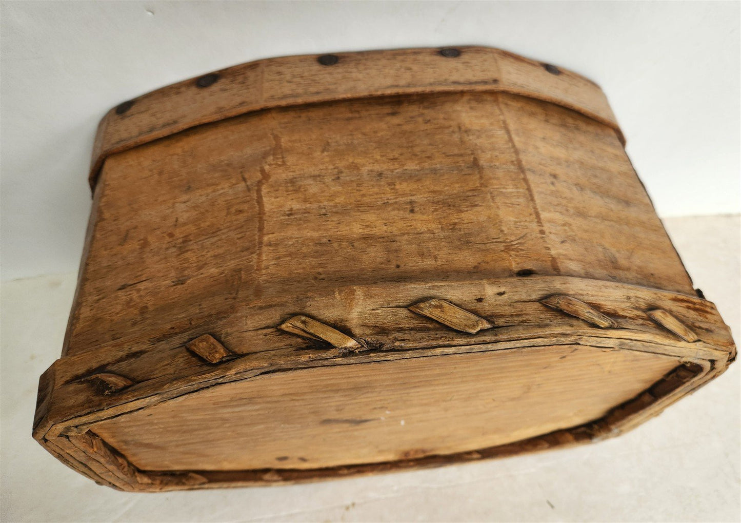 19th century SCANDINAVIAN BENTWOOD BOX large BREAD STORAGE CONTAINER antique