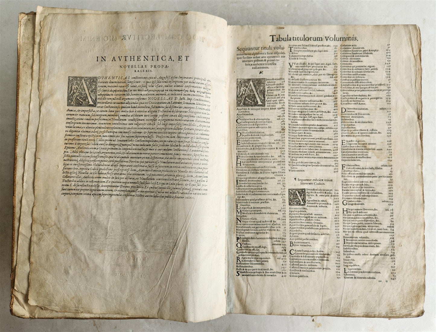 1558 LAW BOOK antique MASSIVE 16th C. FOLIO illustrated VOLUMEN HOC COMPLECTITUR
