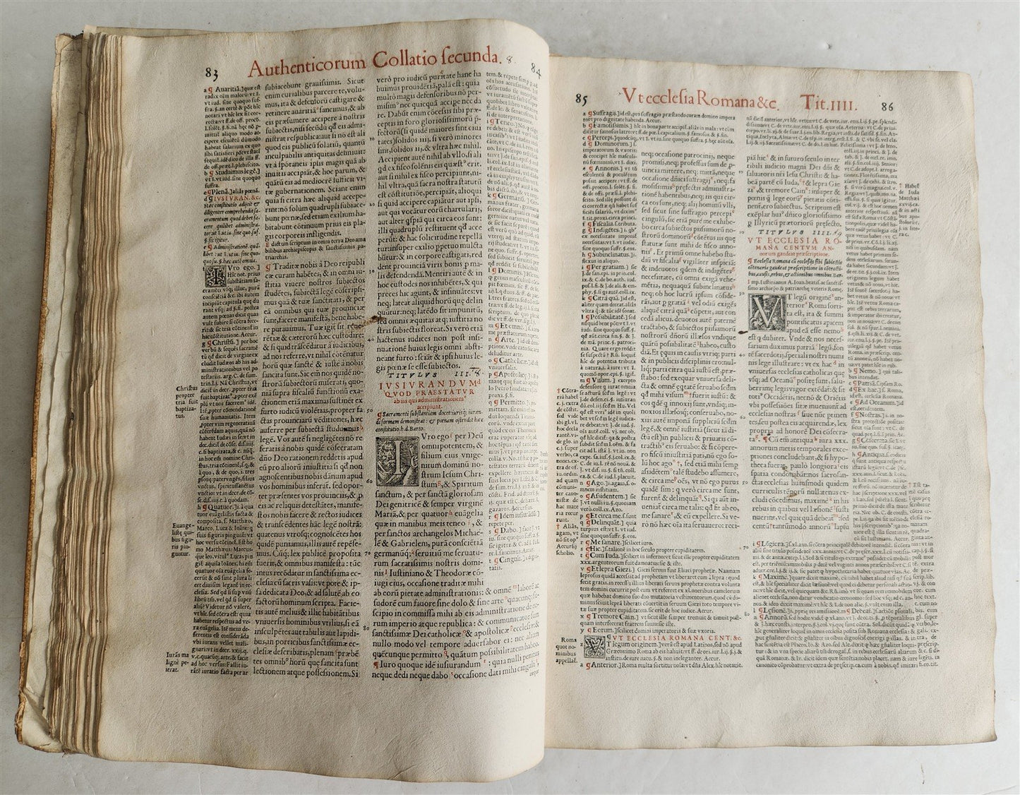1558 LAW BOOK antique MASSIVE 16th C. FOLIO illustrated VOLUMEN HOC COMPLECTITUR