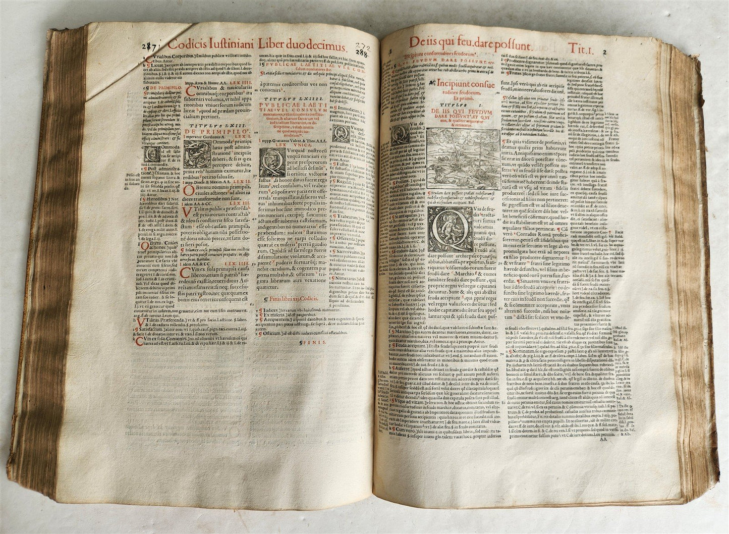 1558 LAW BOOK antique MASSIVE 16th C. FOLIO illustrated VOLUMEN HOC COMPLECTITUR