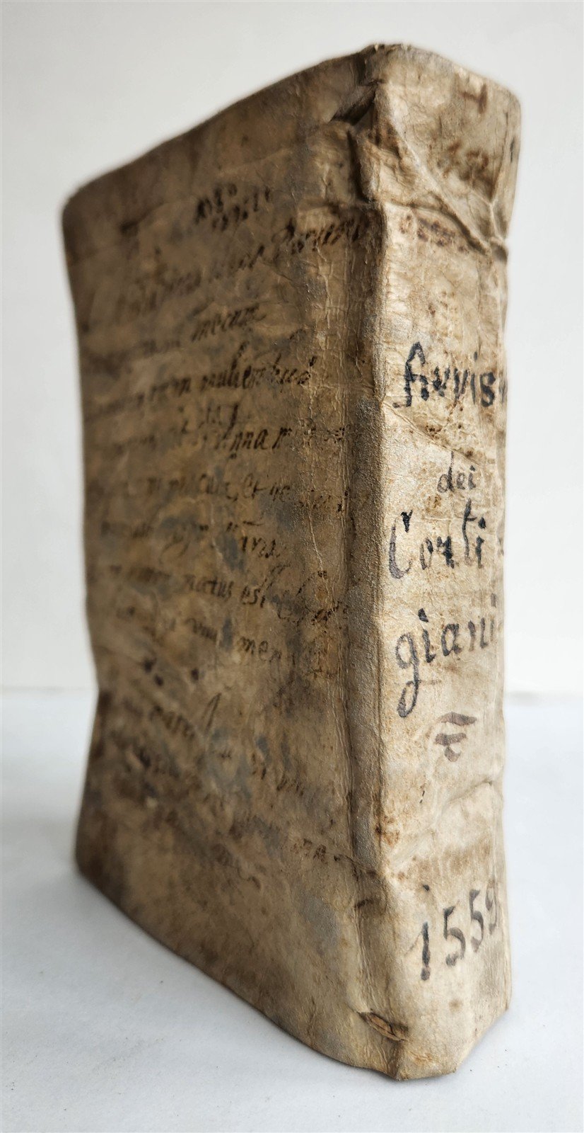 1559 AVISO DE FAVORITI ET DOTTRINA DE CORTIGIANI antique vellum binding 16th C