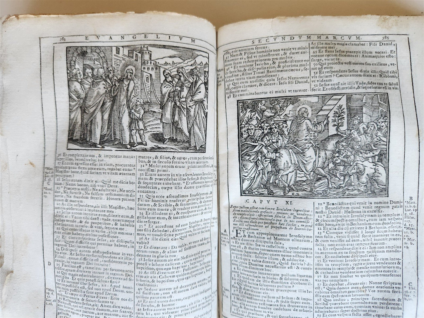 1690 BIBLE in LATIN FULLY ILLUSTRATED antique 17th CENTURY