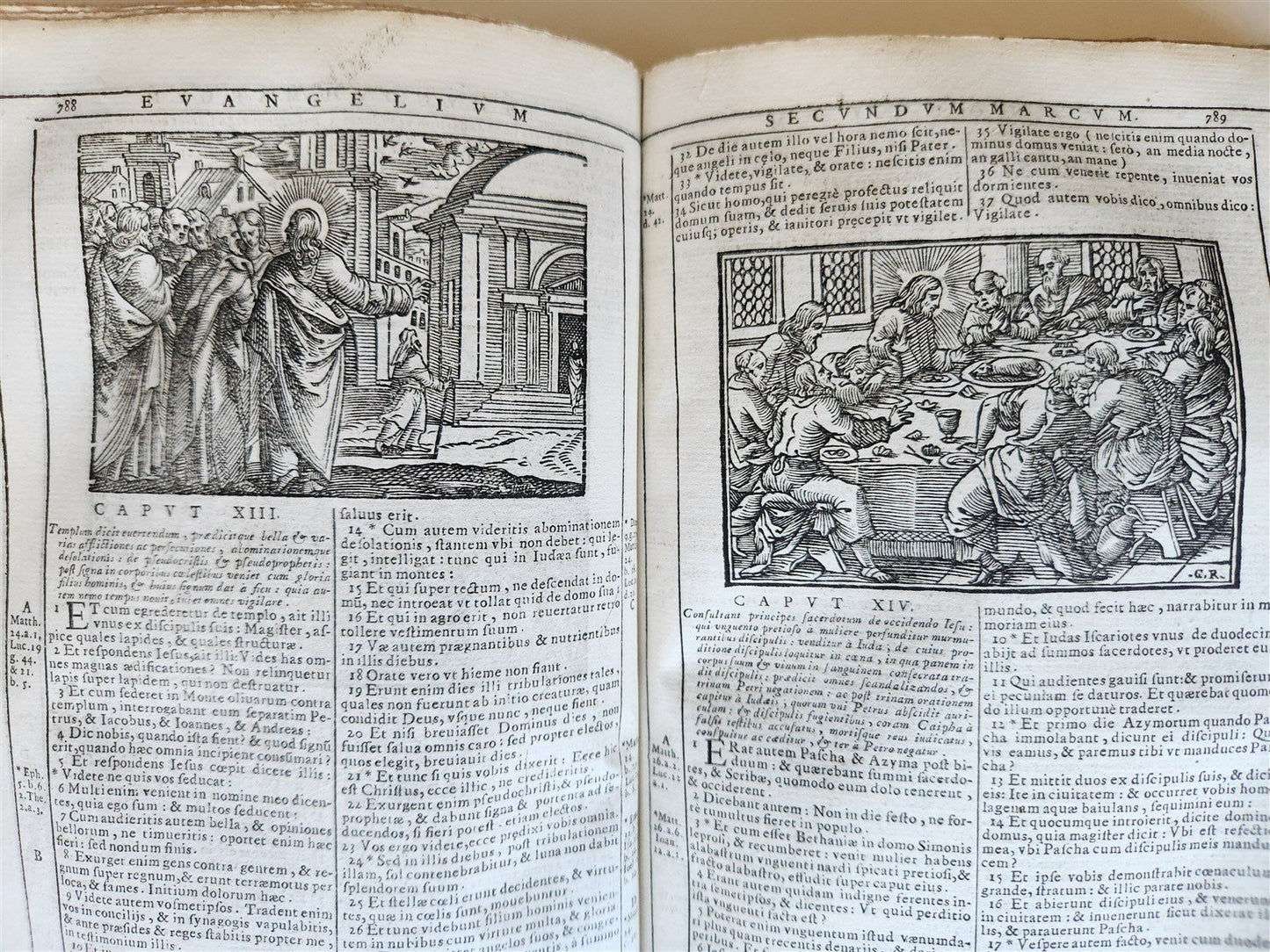 1690 BIBLE in LATIN FULLY ILLUSTRATED antique 17th CENTURY