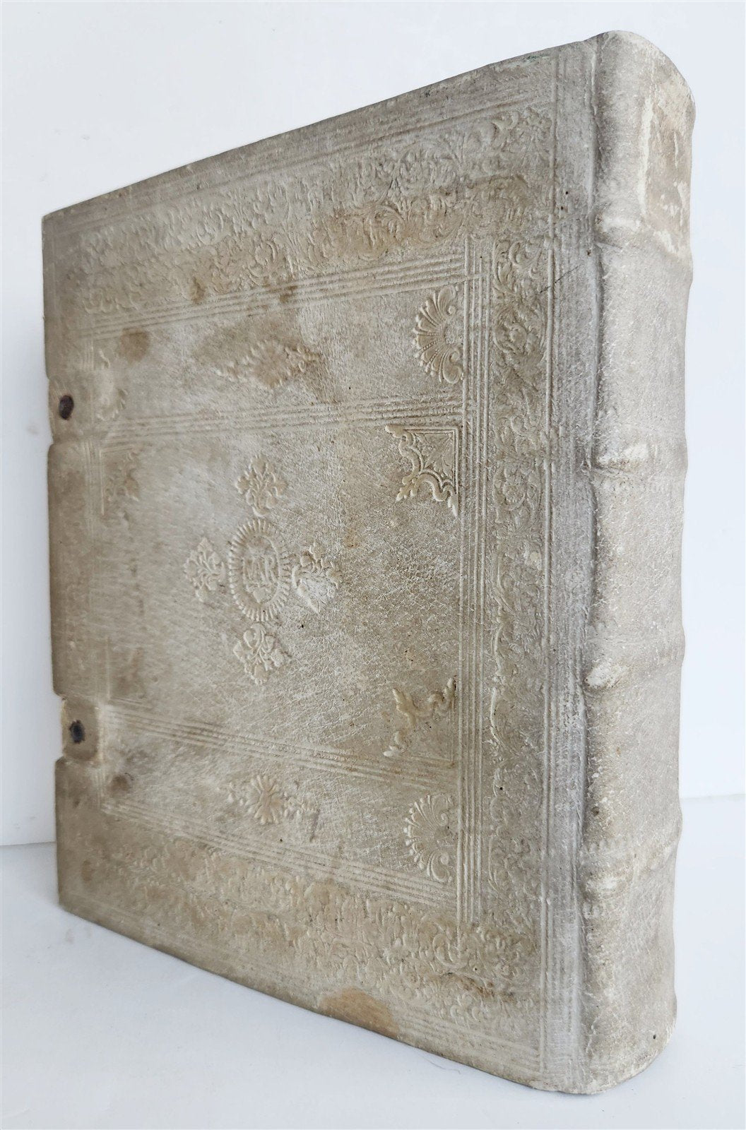 1764 EMBRYOLOGIA OBSTETRICS antique PIGSKIN BINDING w/ CLASPS