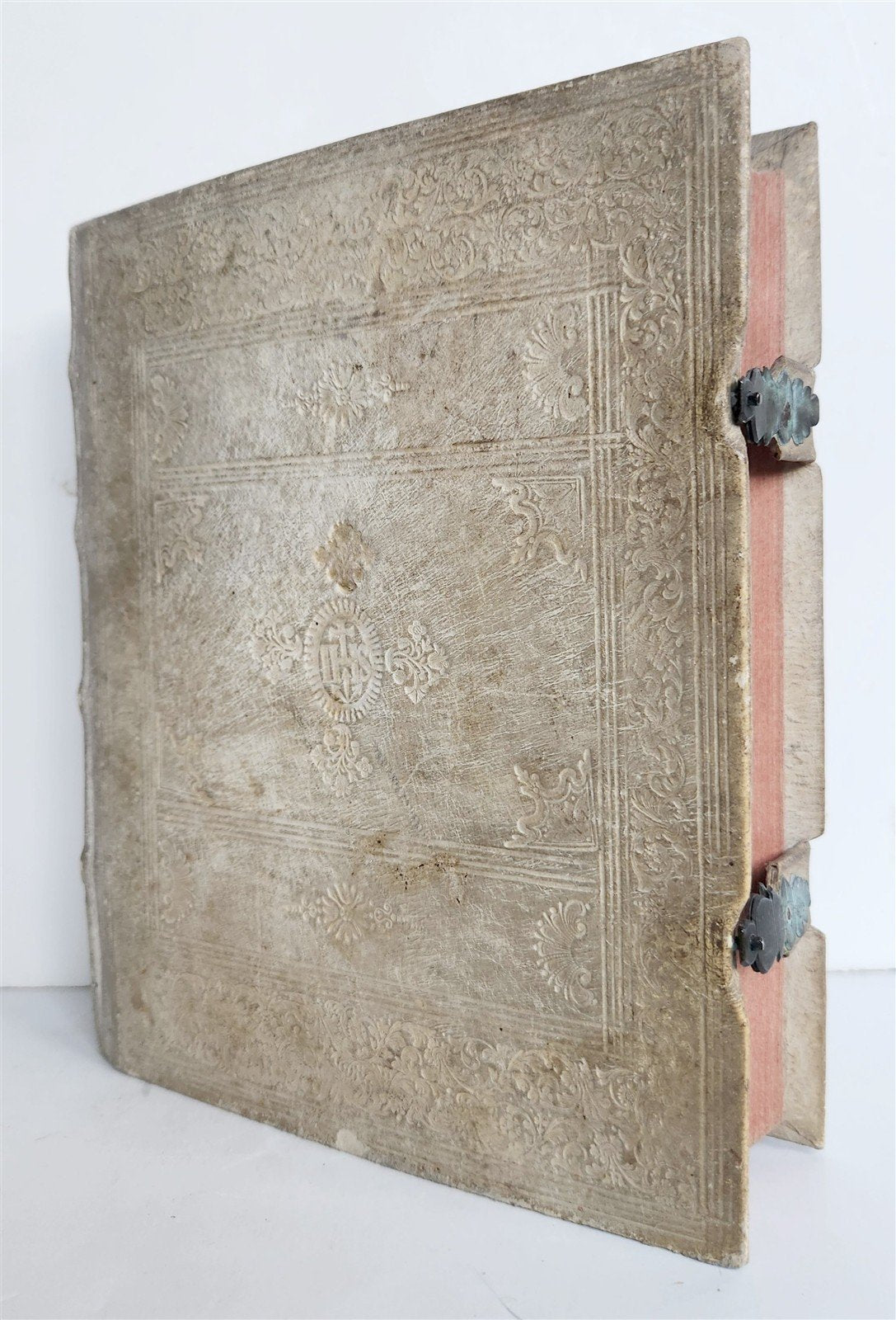 1764 EMBRYOLOGIA OBSTETRICS antique PIGSKIN BINDING w/ CLASPS